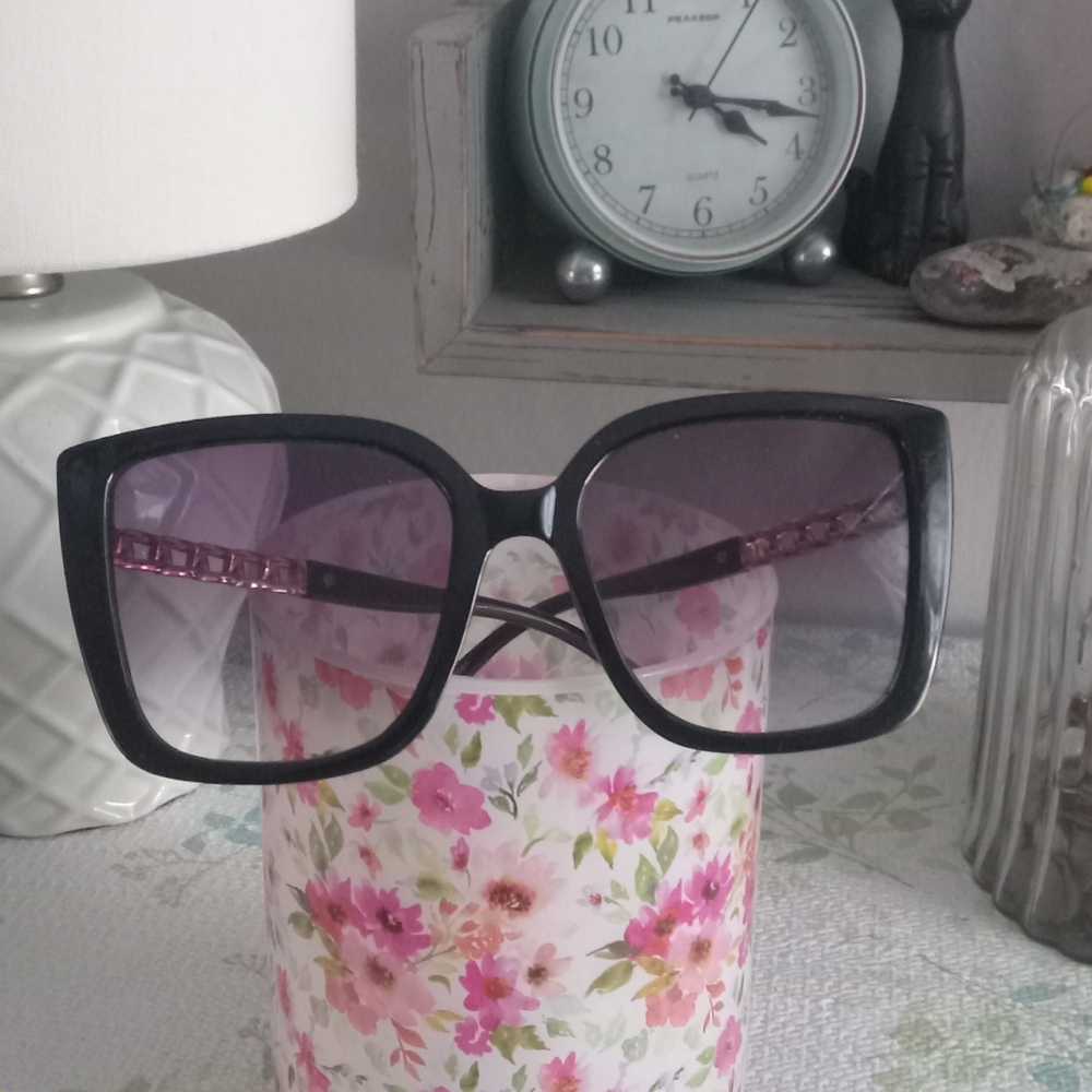 Black Oversized Square Sunglasses